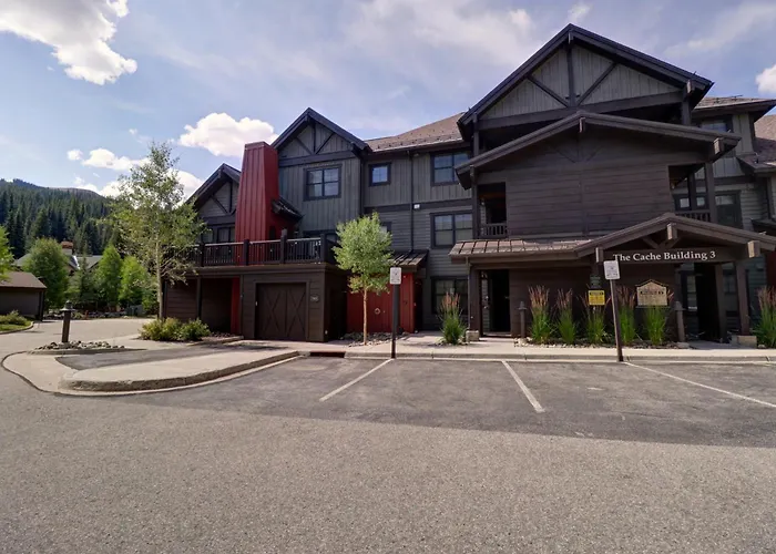 Ca1203 The Cache Hotel